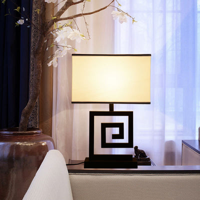 Retro Style Living Room Decorative Table Lamp